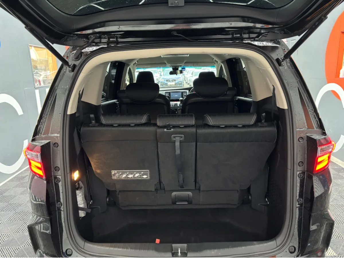 Honda Odyssey €20950! 2017 Honda Odyssey 7 Seater - Image 4