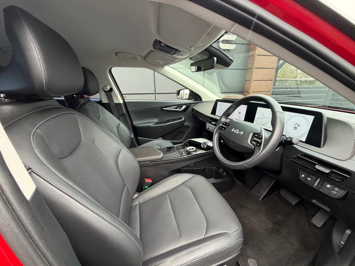 EV6 Long Range - 500km - Low mileage - Image 2