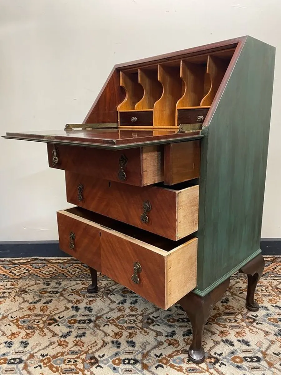 Vintage Green Queen Anne Writing Bureau with Three Drawers - Image 3