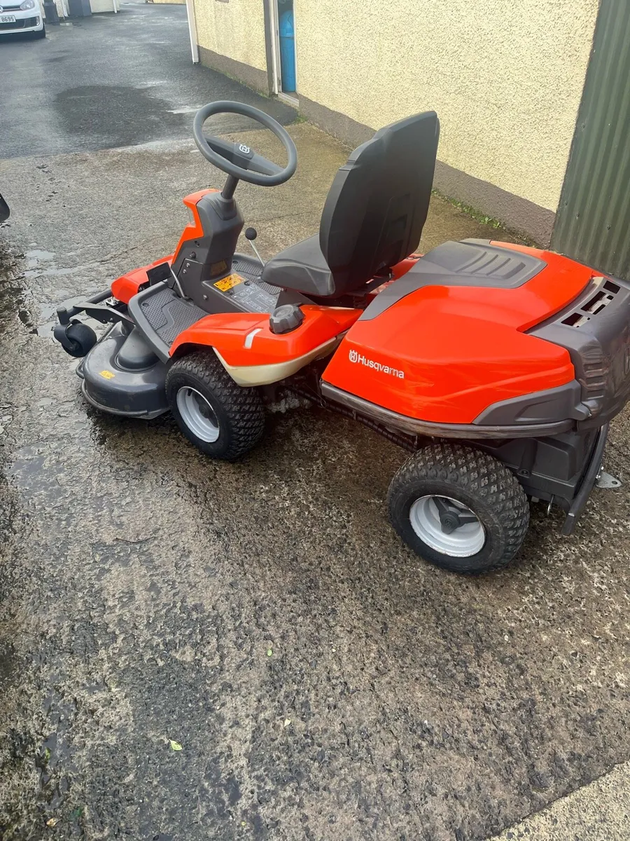 Husqvarna r316tsxawd ride on mower - Image 3