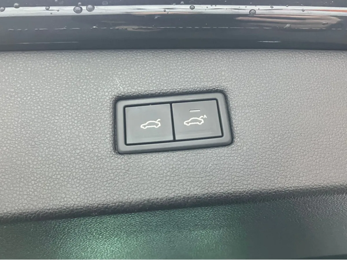 Volkswagen Tiguan €24950! 2018 VW TIGUAN 2.0 TDI A - Image 3