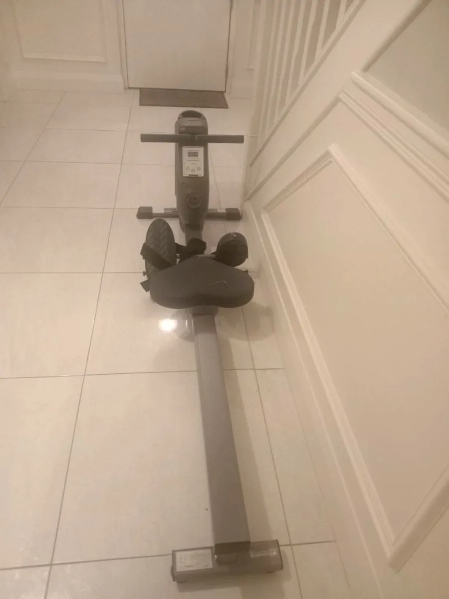 Rowing machine - Image 4