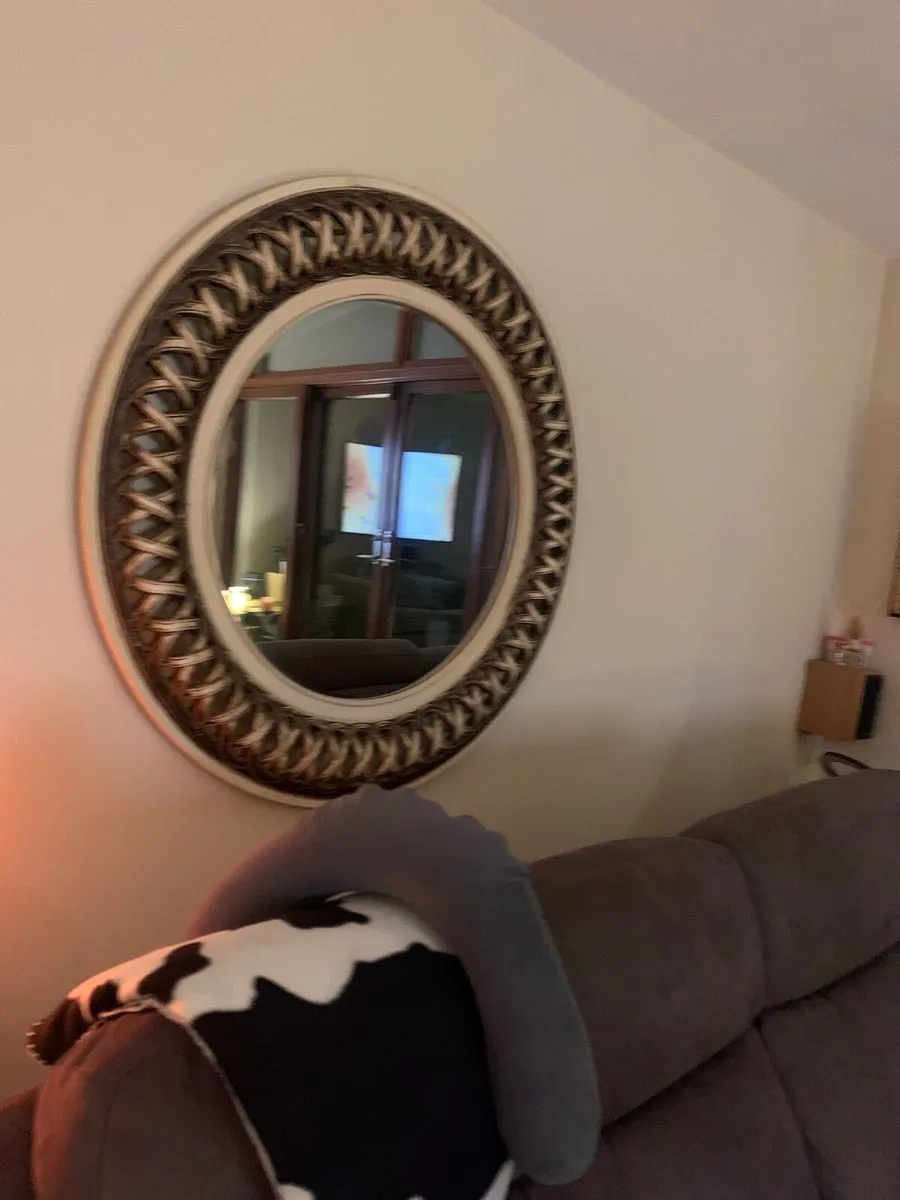Elegant Celtic Knot Design Large Round Mirror - Image 3