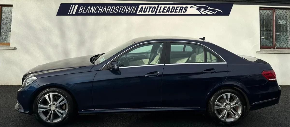 MERCEDES-BENZ E220 CDI SE 170 BHP AUTO NAV LEATHER - Image 2