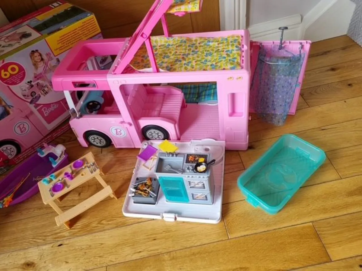 3-1 Barbie DreamCamper, Doll Playset - Image 3