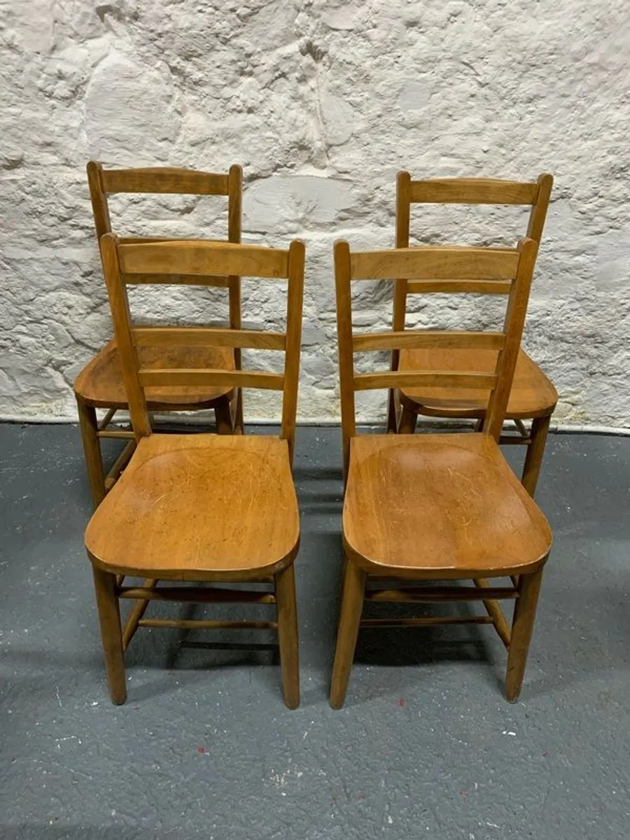 Set of 4 Vintage Elm Dining Chairs. - Image 3