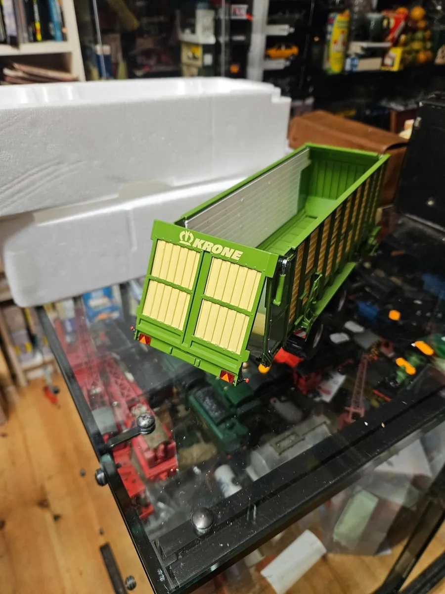 Britain's Wiking Krone Trailer 1.32 - Image 2