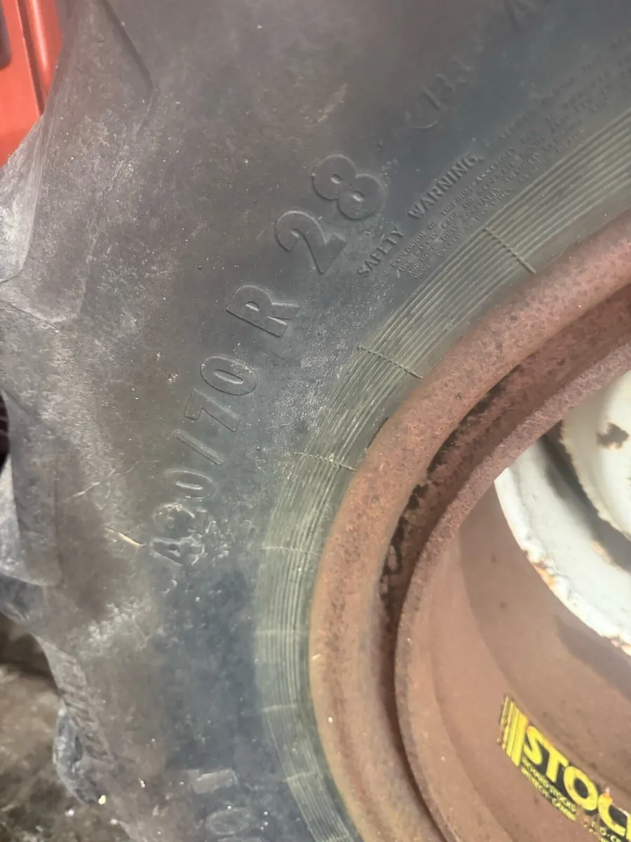 Front dual wheels wanted 420/70/R28 - Image 2