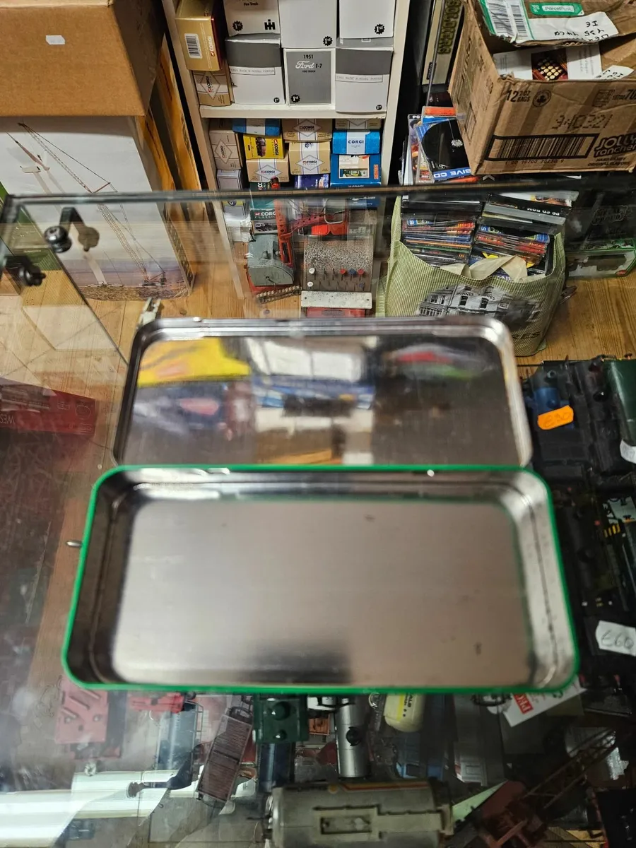 Vintage Jacobs Crackers Tin - Image 1