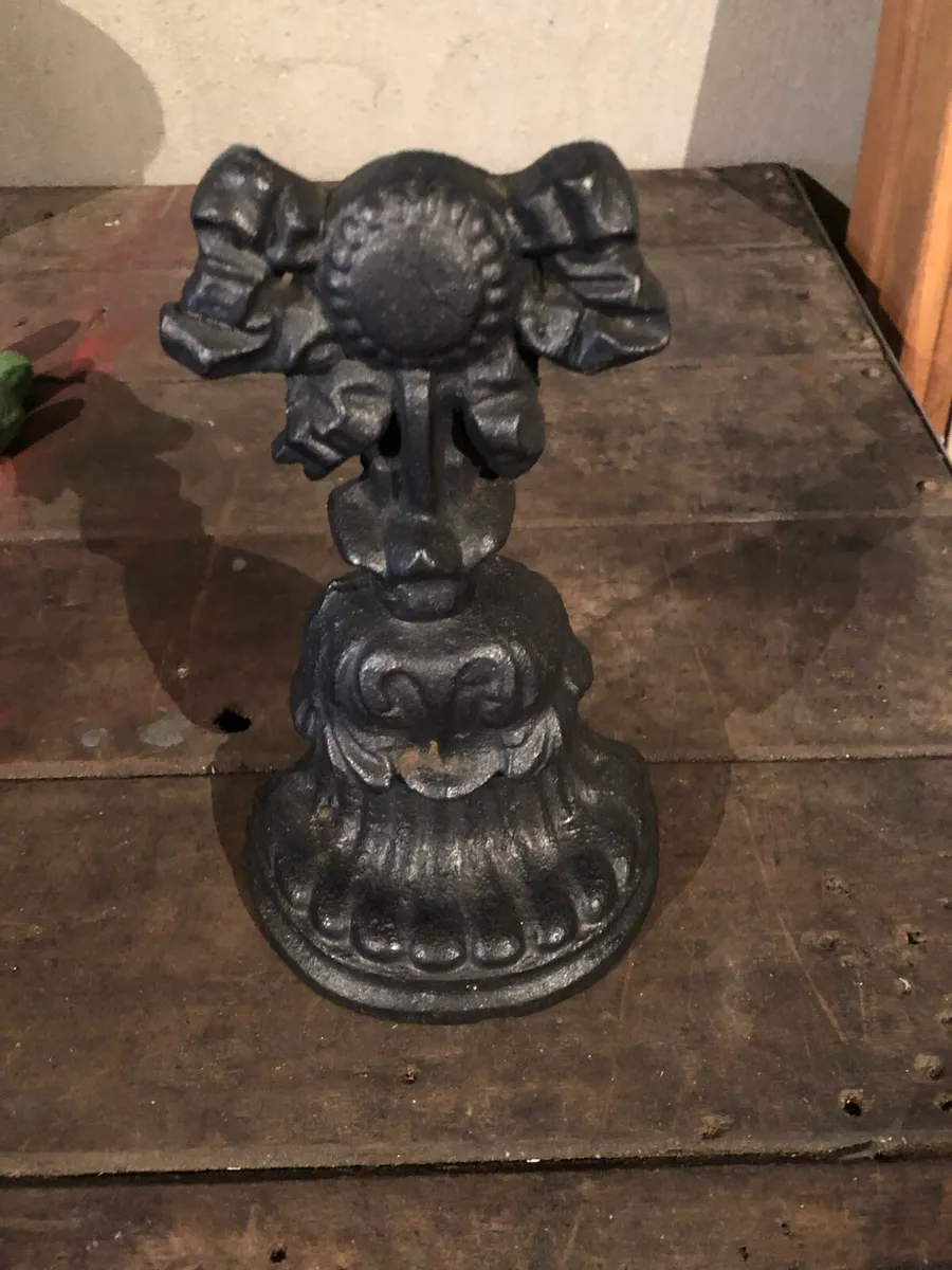 Antique Cast Iron Doorstop - Image 1