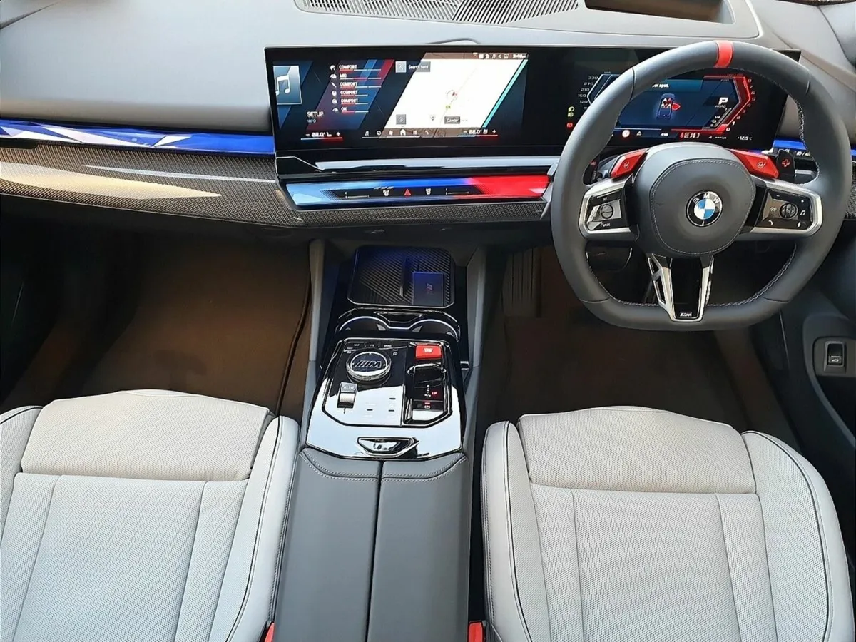 BMW M5 M5 Saloon - Image 4