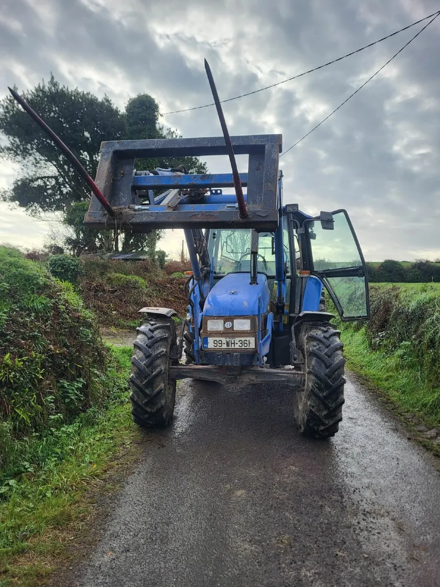 New Holland 7635 Reg 1999 - Image 3