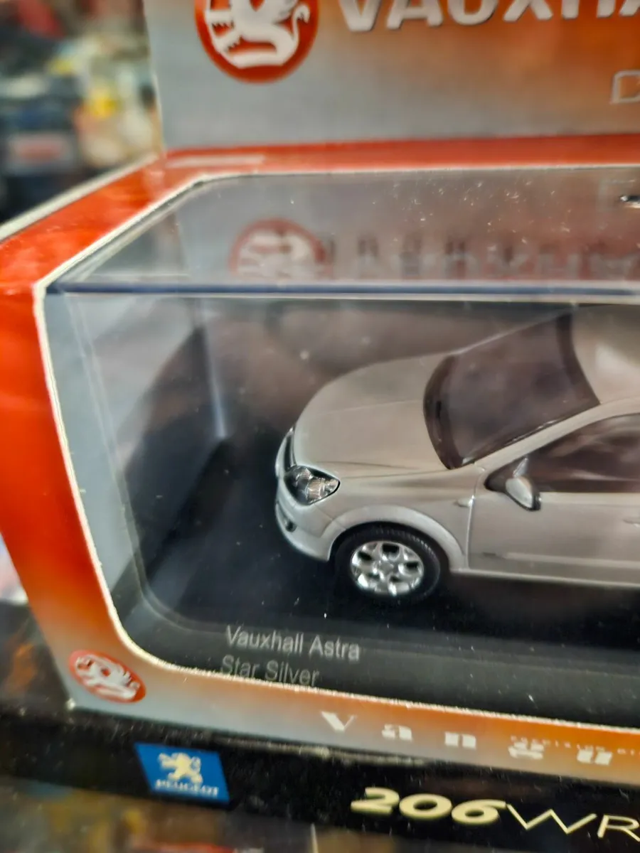 Corgi Vanguards Vauxhall Astra - Image 2
