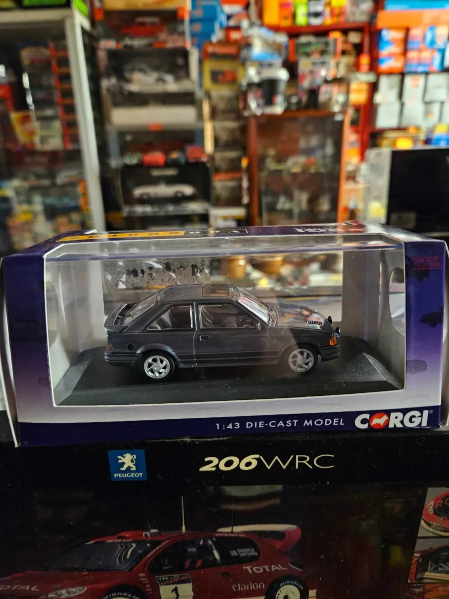 Corgi Ford Escort RS Turbo - Image 1