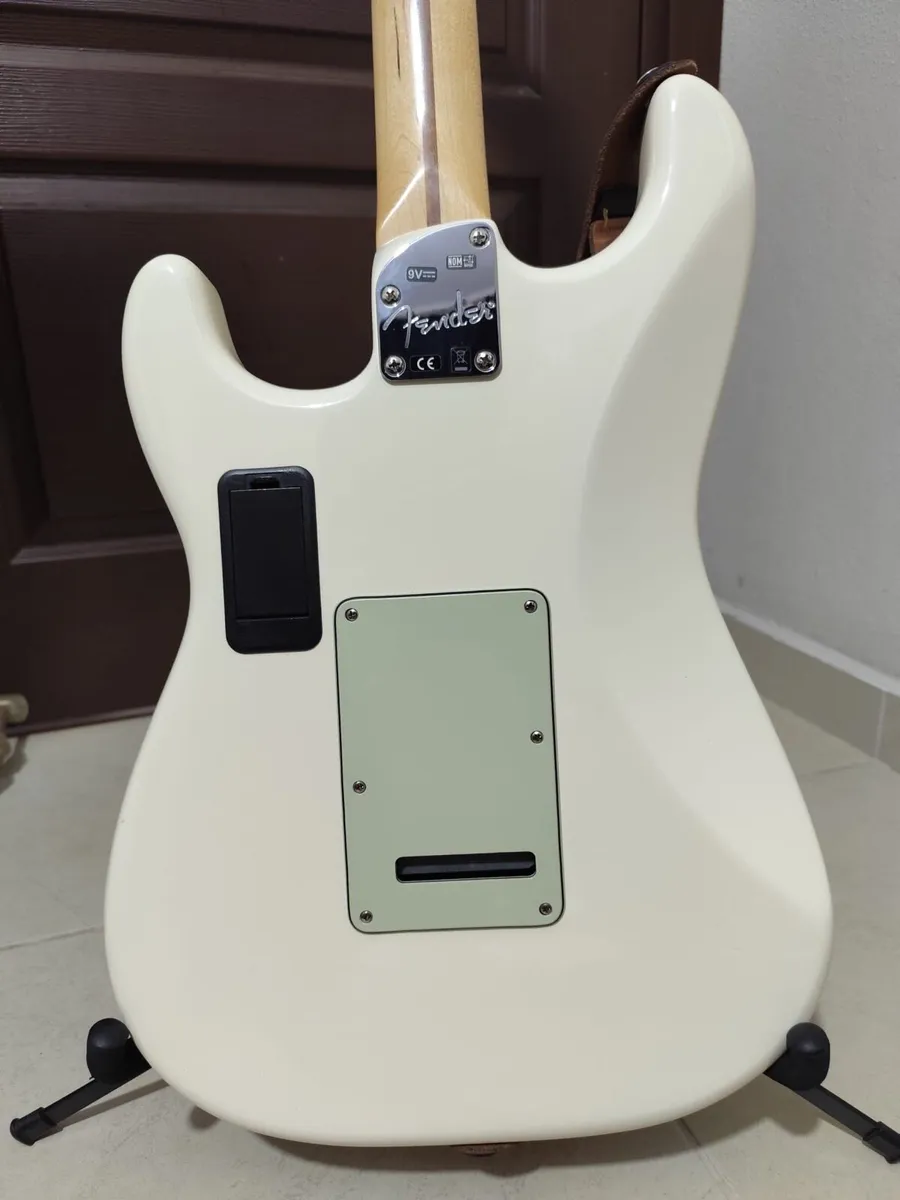 Fender Mexico Deluxe Roadhosue - Image 2