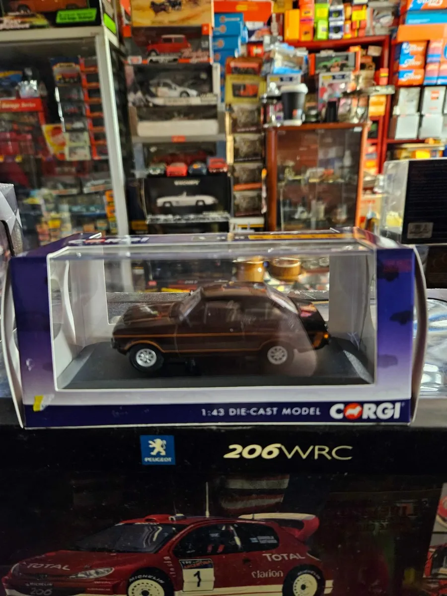 Corgi Ford Escort 1600 Sport - Image 1