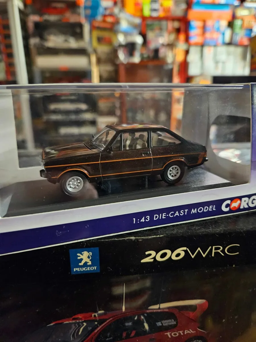 Corgi Ford Escort 1600 Sport - Image 2