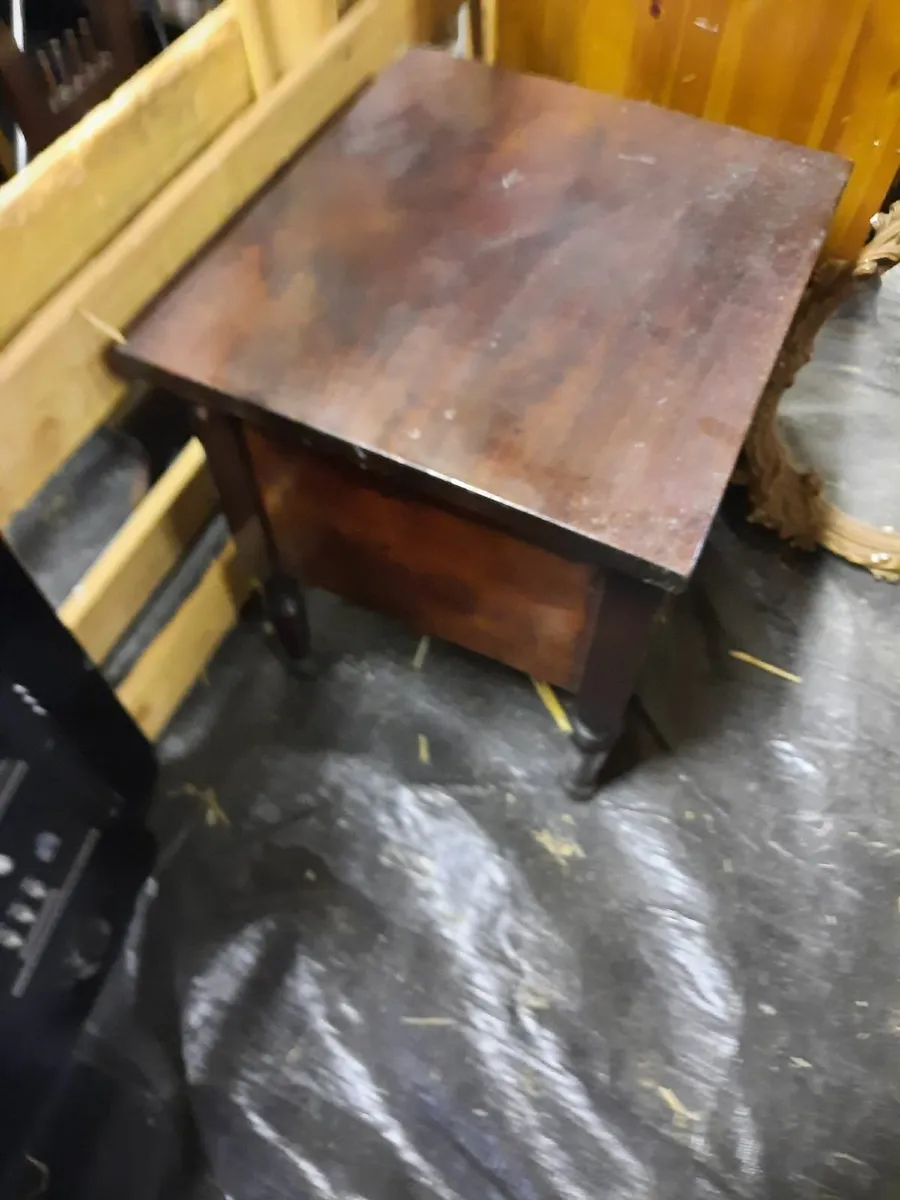 Antique commod - Image 3