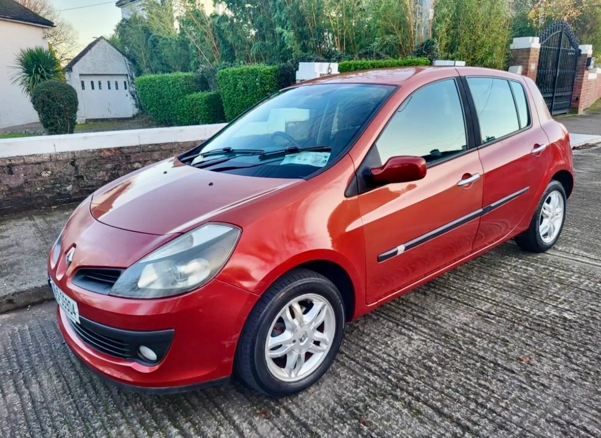 Renault Clio: only 56,000 miles| New NCT Feb 2027 - Image 3