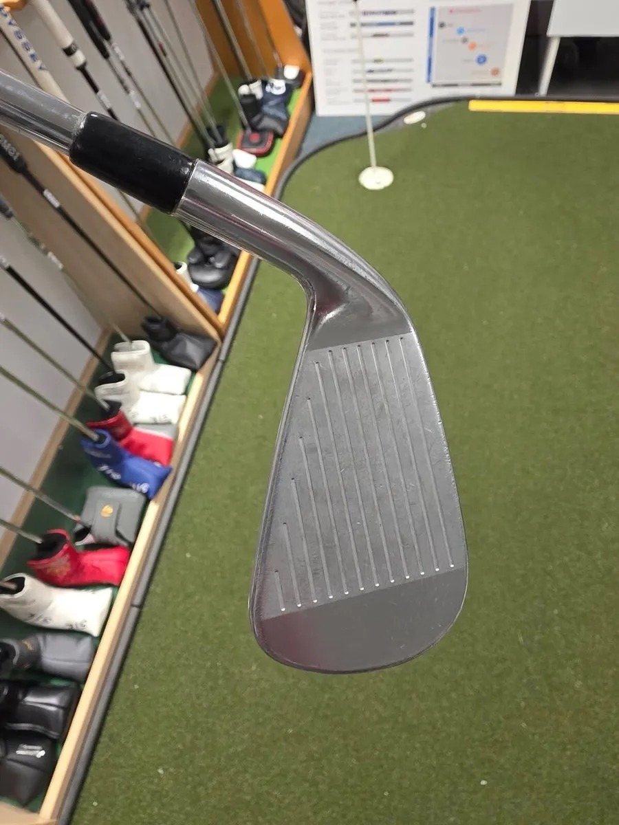 Titleist TMB Forged 2 Iron - Image 4