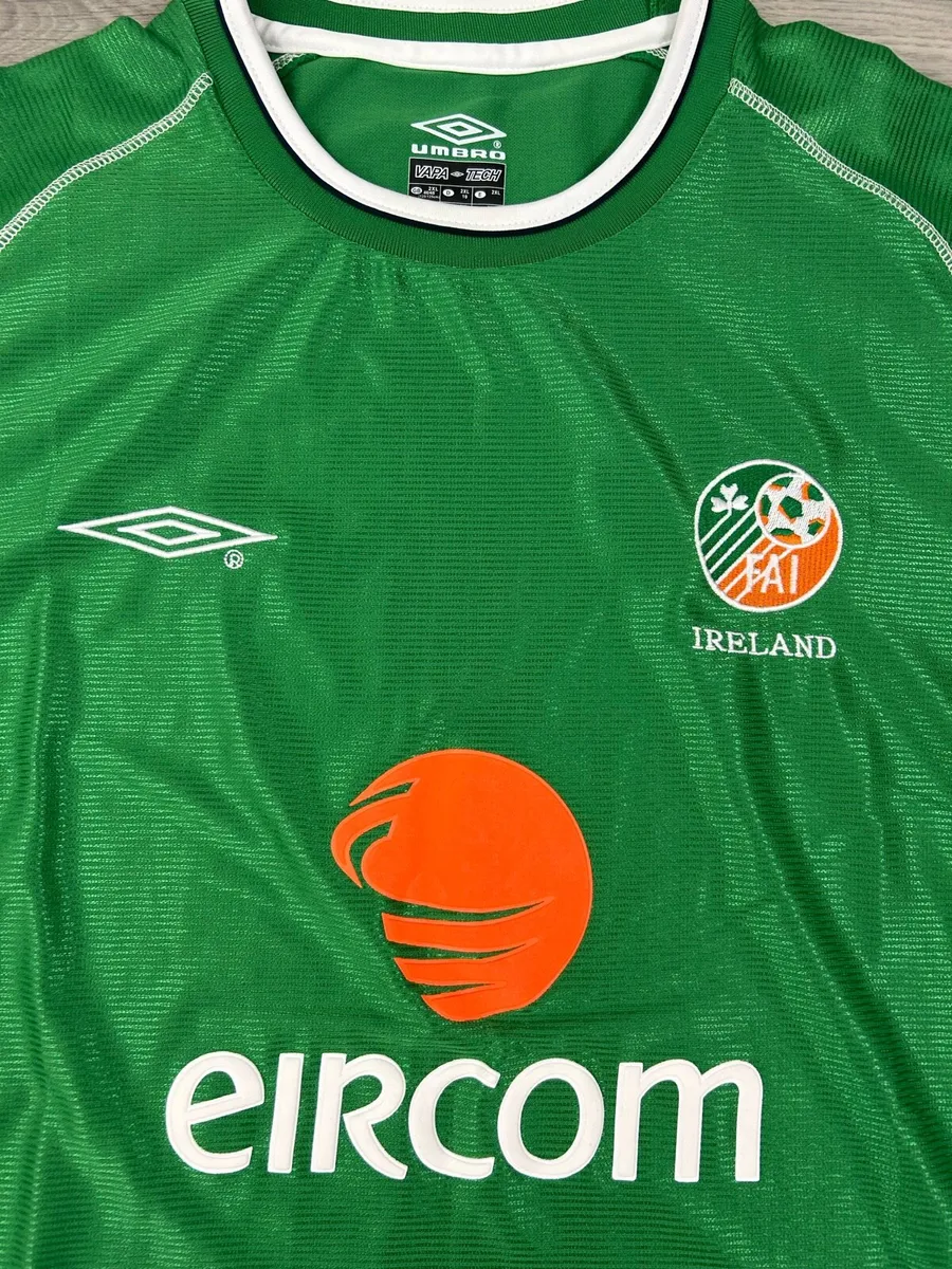Vintage 2001 Umbro Ireland Home Jersey Shirt XXL - Image 3