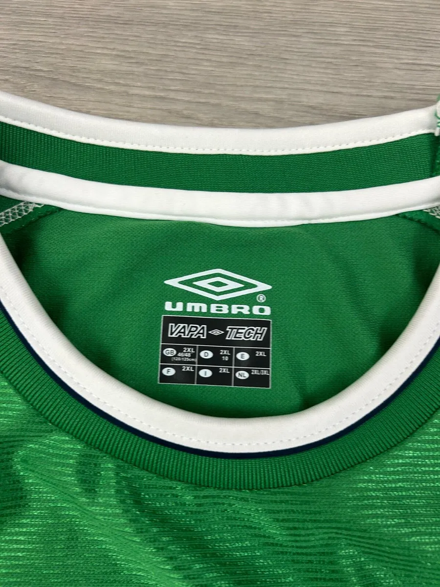 Vintage 2001 Umbro Ireland Home Jersey Shirt XXL - Image 4