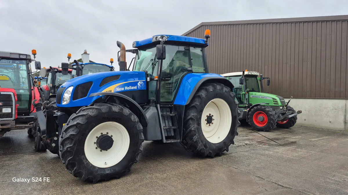 New Holland 190 TVT - Image 1