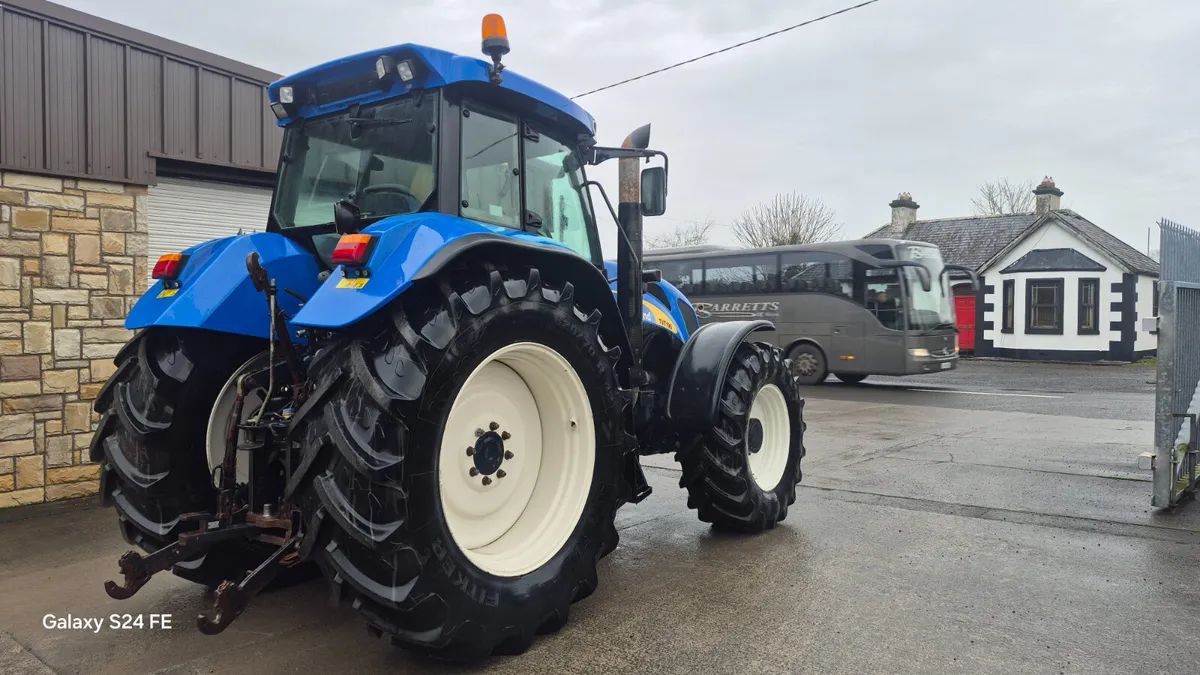 New Holland 190 TVT - Image 4