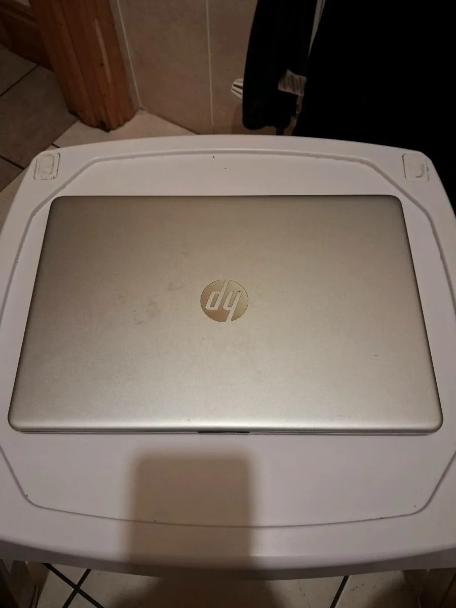 HP Pavilion SE 14 - Image 3