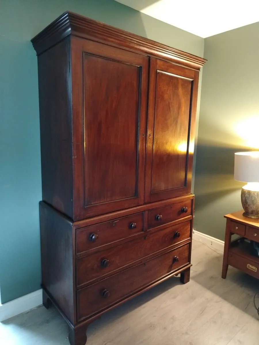 Antique Linen Press - Image 4