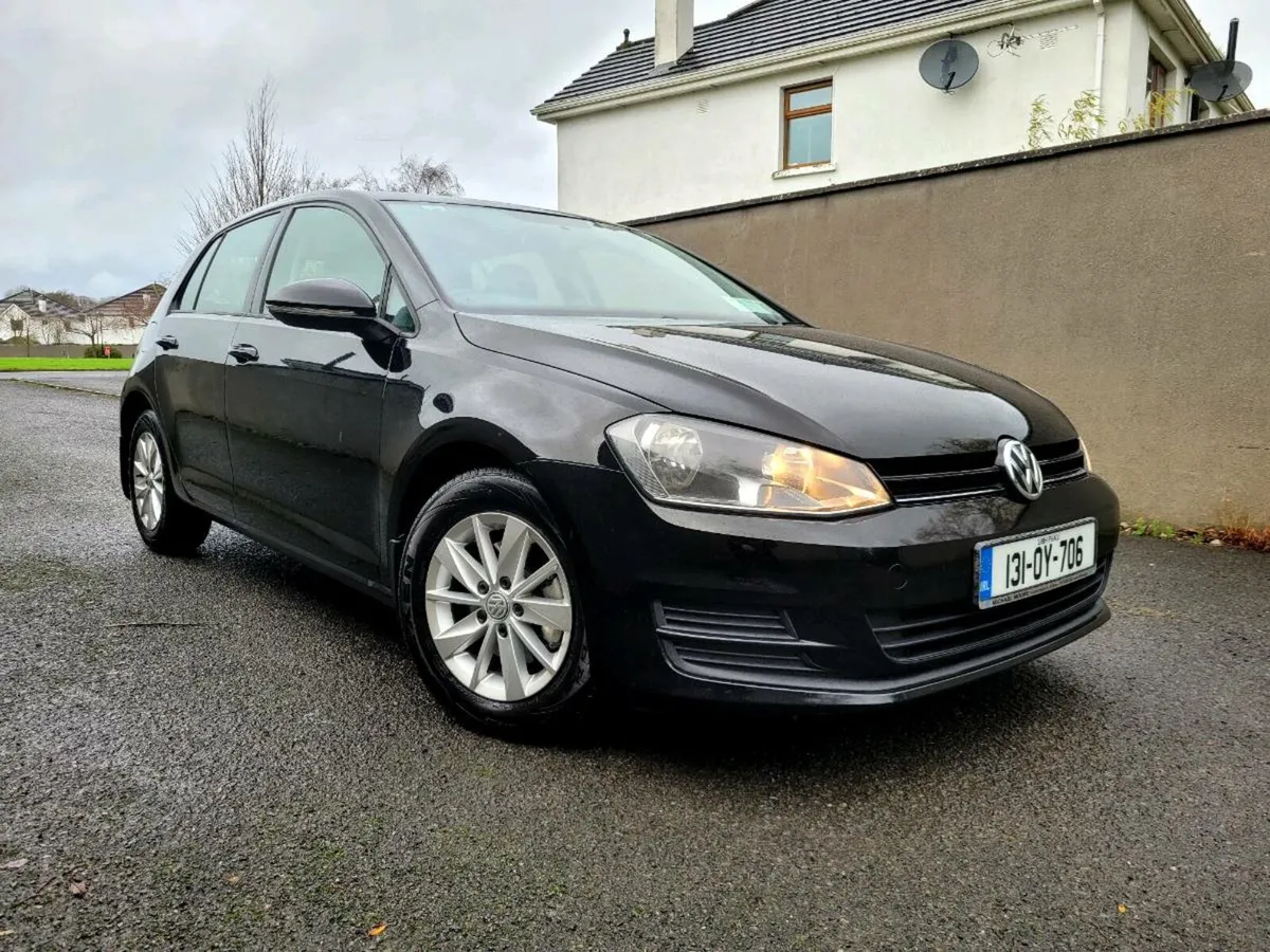 131 VW GOLF C-LINE 1.6TDI NEW NCT & TAX - Image 1
