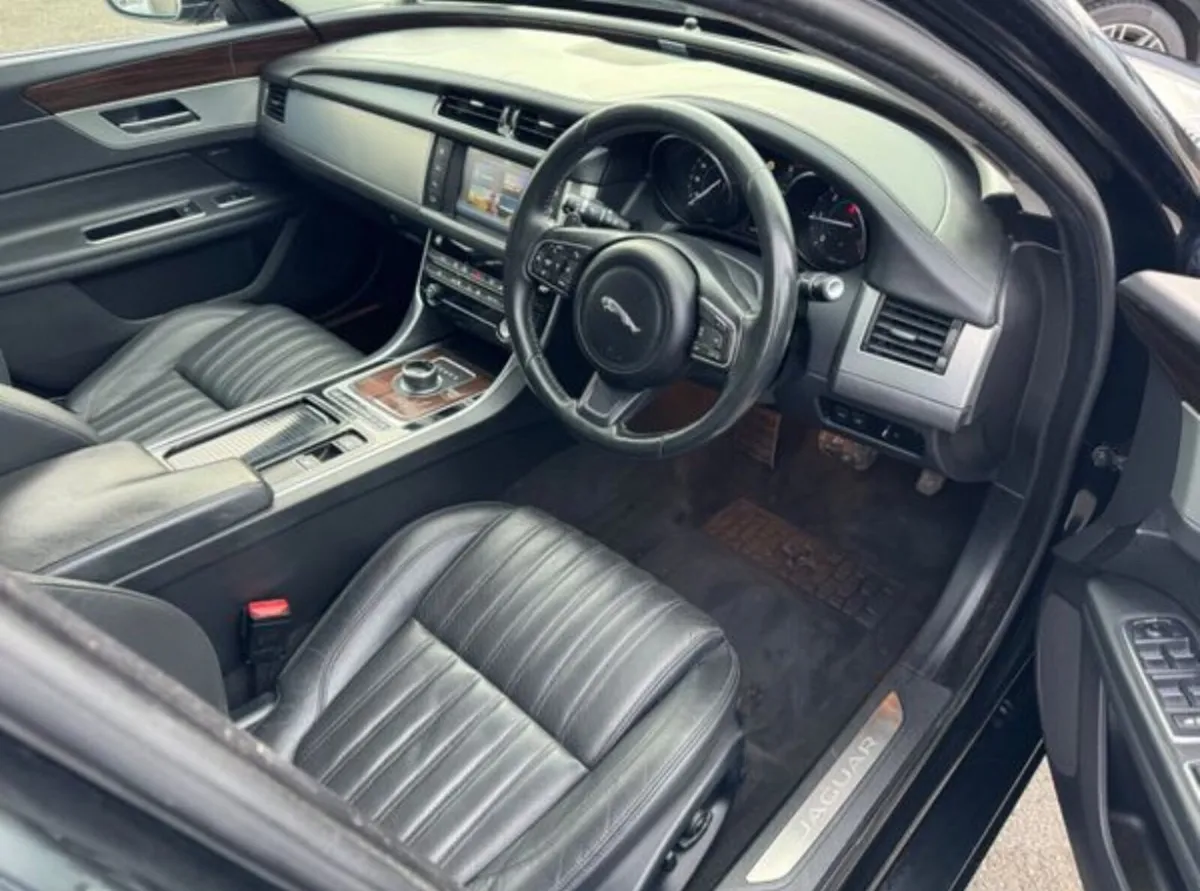 2016 Jaguar XF Auto | High Spec, NCT & Tax 03/26 - Image 4