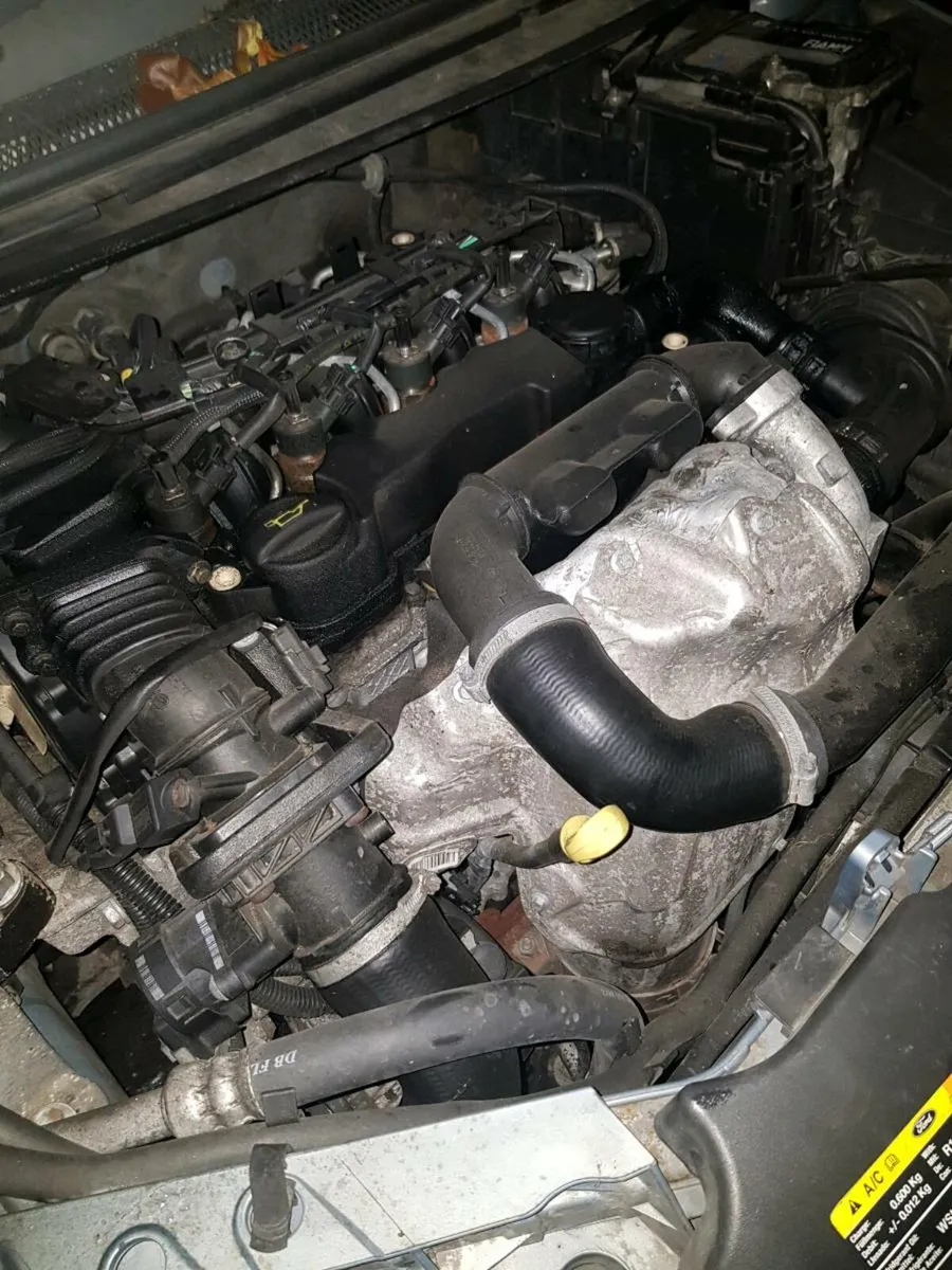 Ford focus, driving good 1.6D engine, gearbox good - Image 2