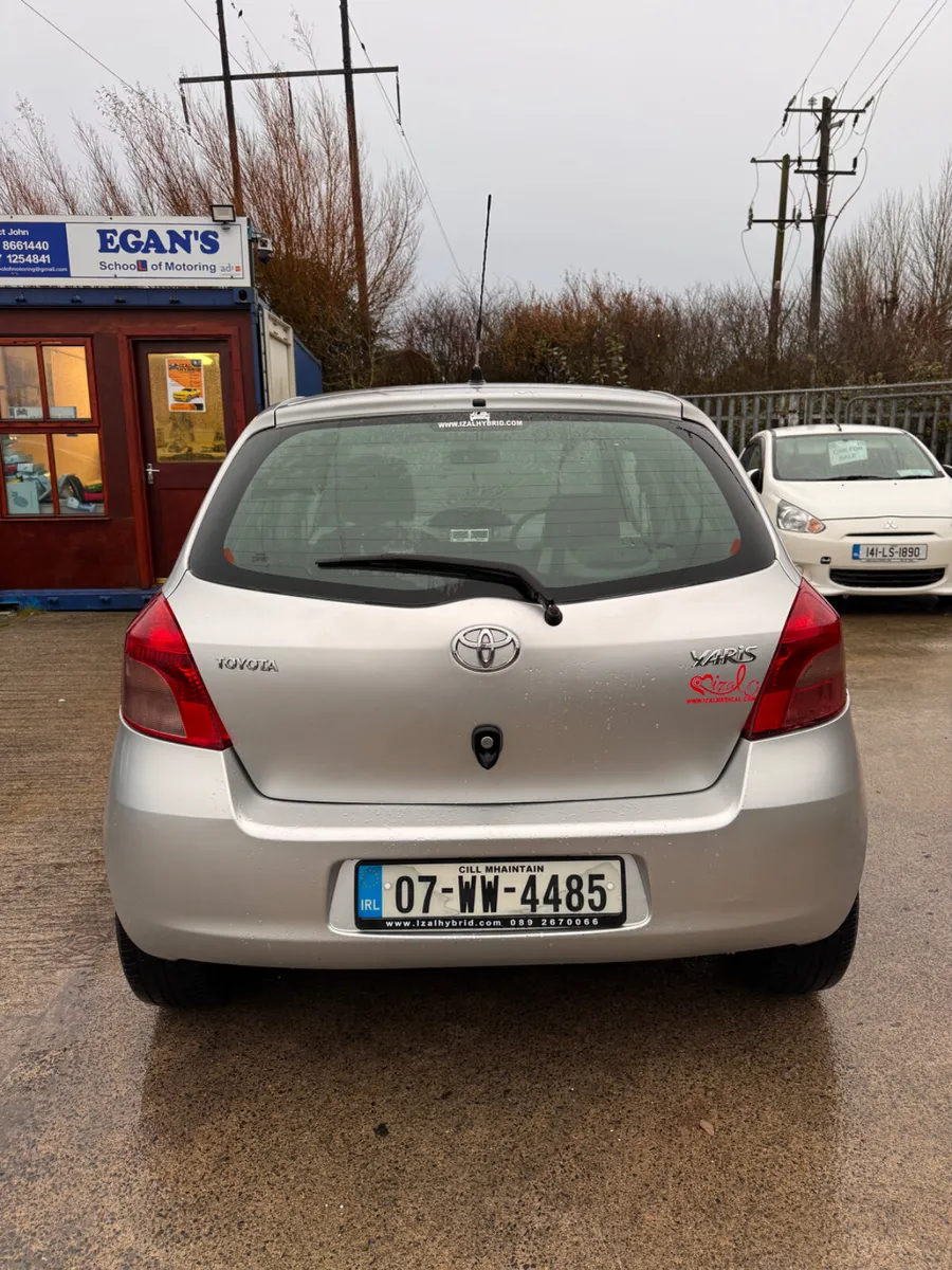 Toyota Yaris 2007 - Image 4
