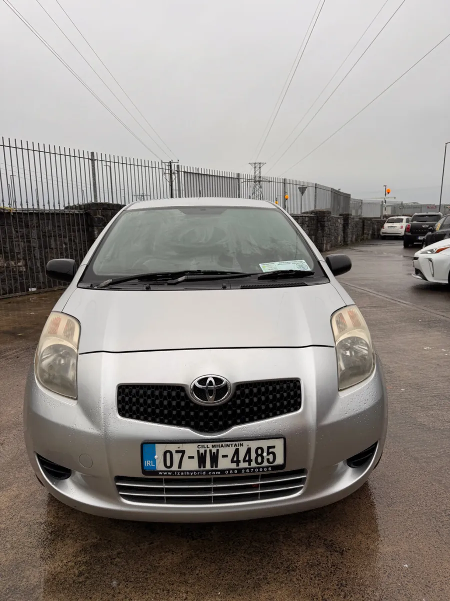 Toyota Yaris 2007 - Image 3