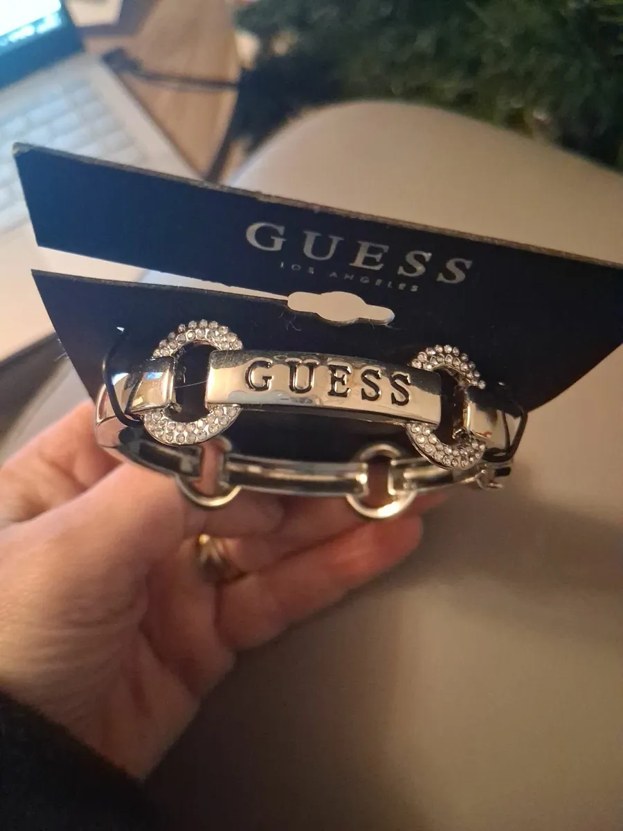 Guess bracelet - Image 1