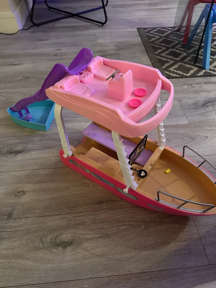 Barbie Boat - Image 1