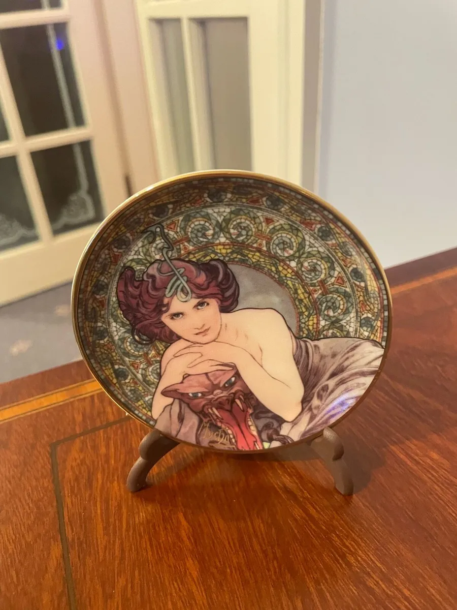 Goebel Artis Orbis Saucer - Image 3