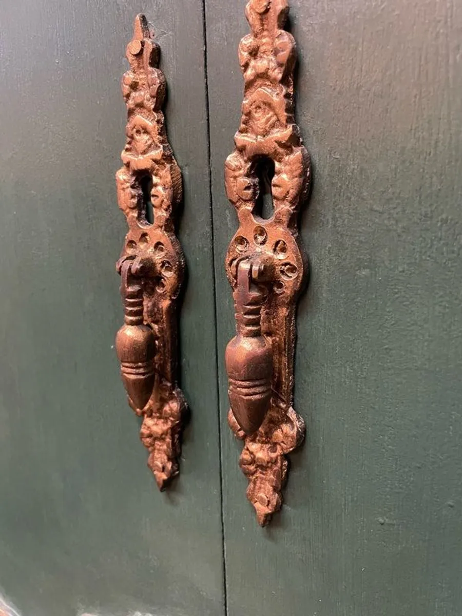 FLASH SALE ! Was 550 Now 445 !! Elegant French Style Painted Commode on Chest - Image 2