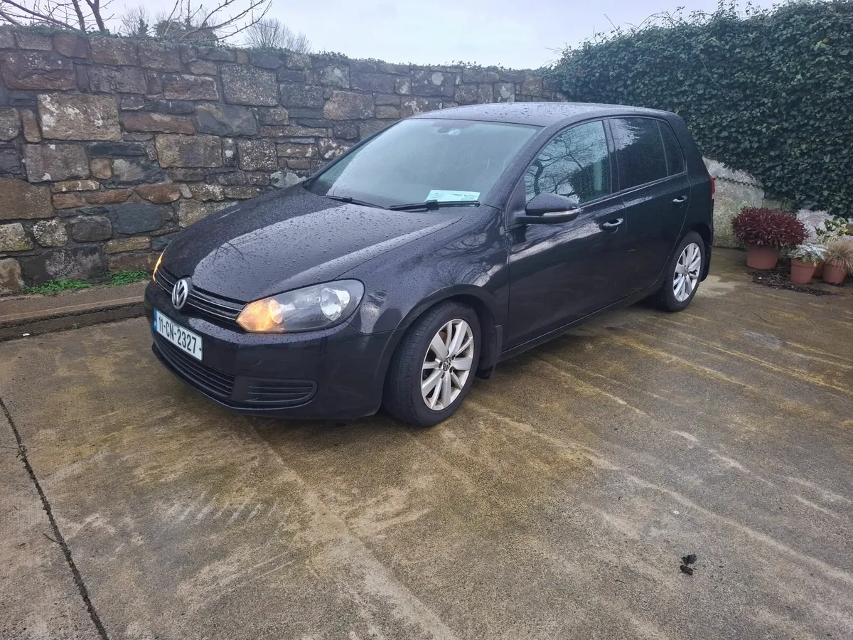 Volkswagen Golf 2011 - Image 1