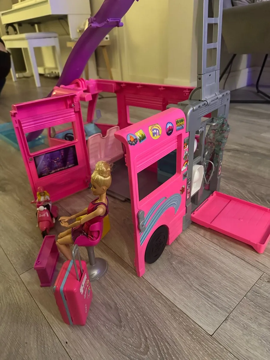 Barbie dream camper van play set - Image 3