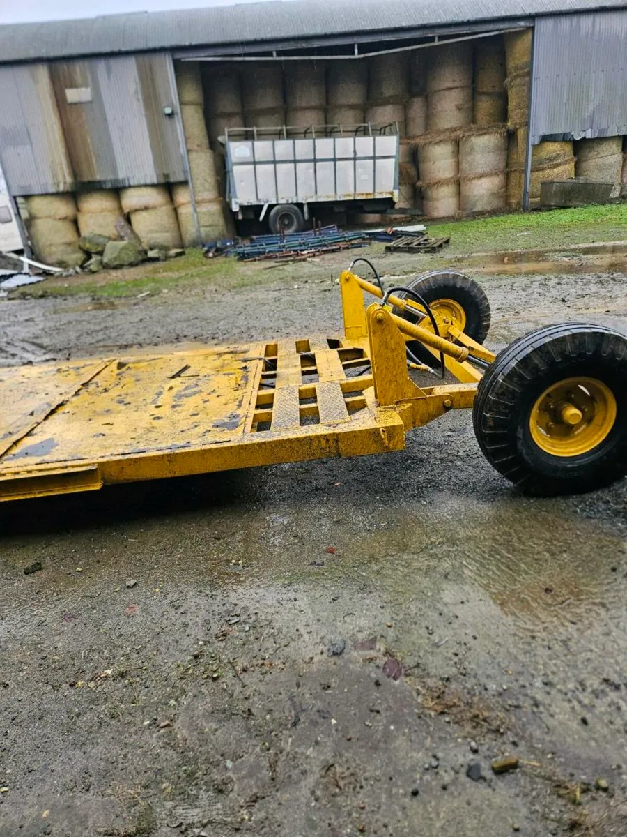 Low loader trailer - Image 2