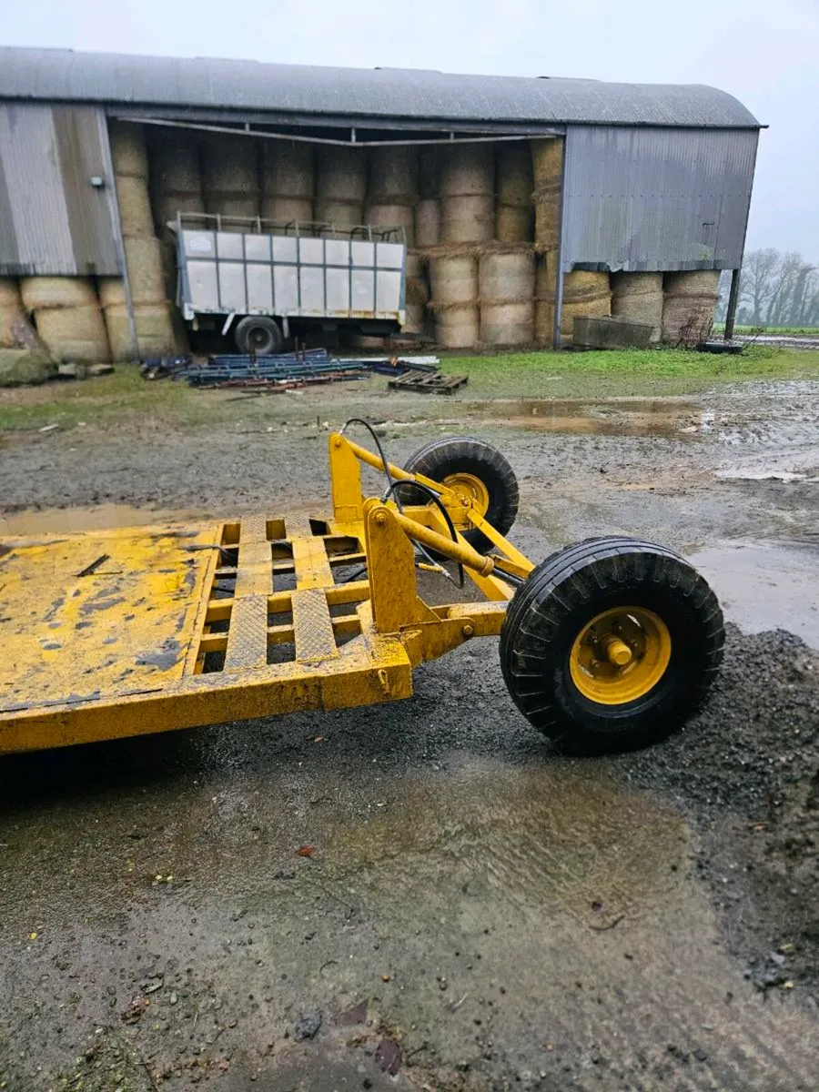 Low loader trailer - Image 3