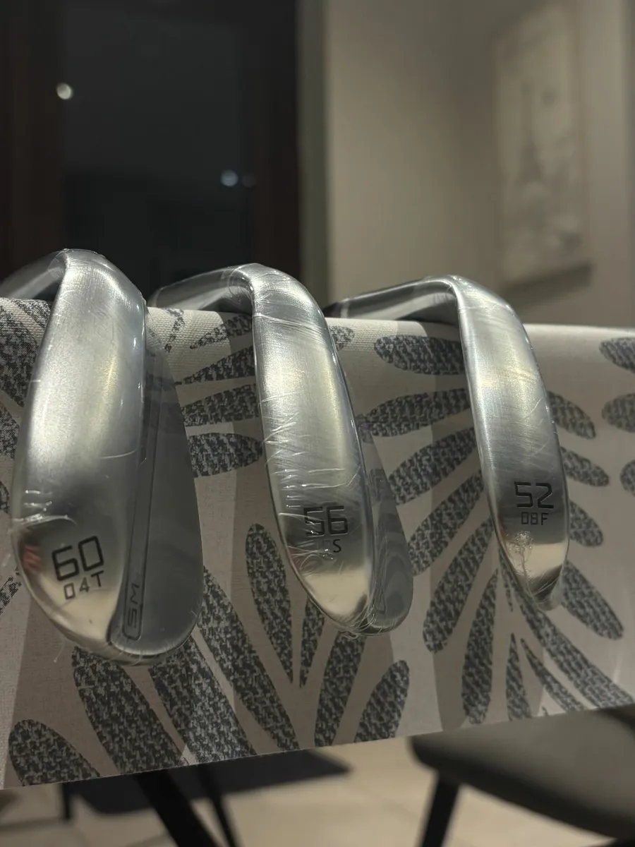 Titleist VOKEY sm10 wedge set / 52 56 60 Degree - Image 3