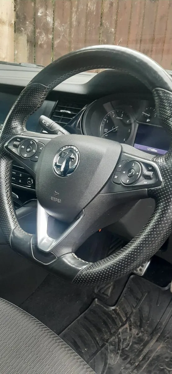 Vauxhall Insignia 2019 - Image 3