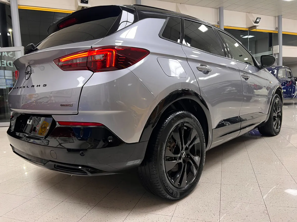 ONLY 13,000 Kms AUTOMATIC HYBRID Tiny Kms As New T - Image 2