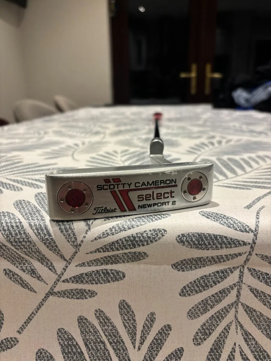 Scotty Cameron Studio Select Newport 2 putter / 33 - Image 1