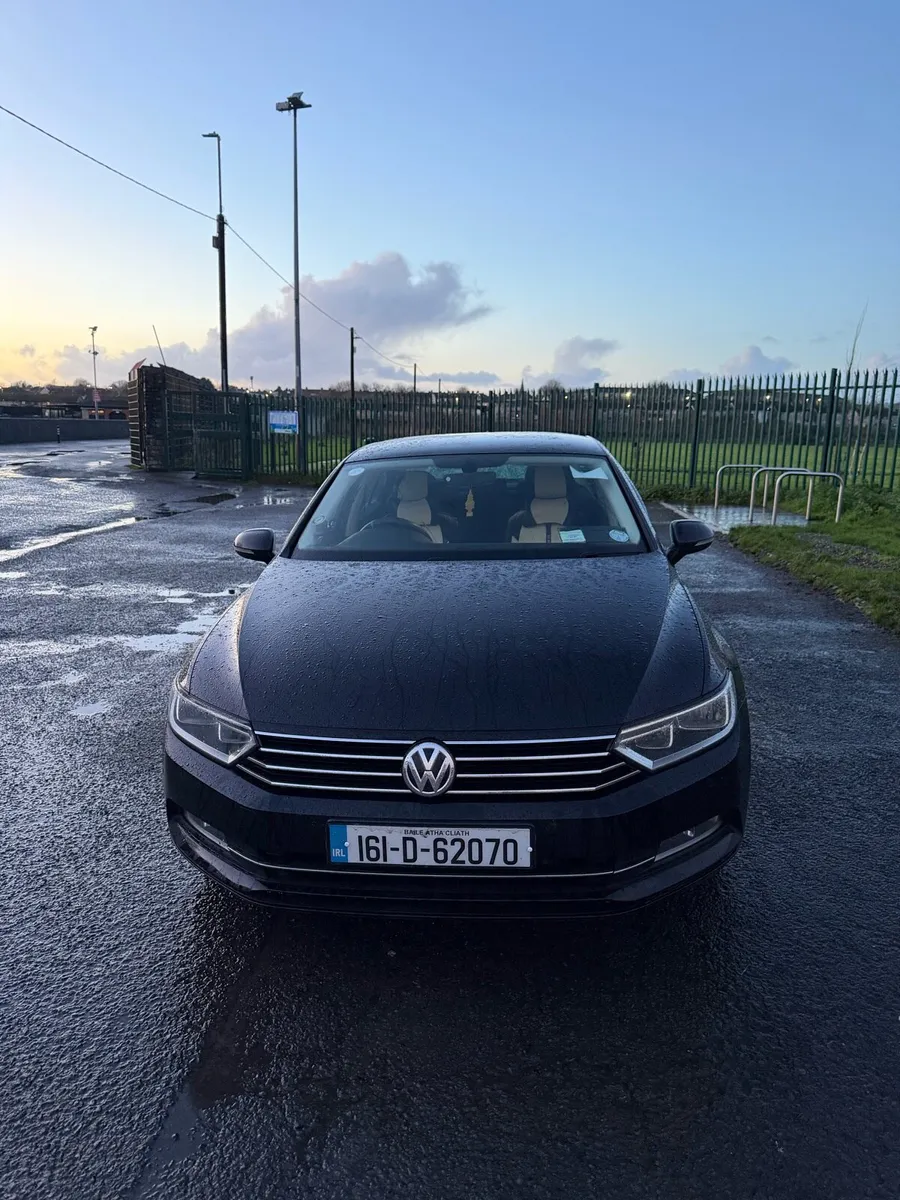 Volkswagen Passat - Image 3