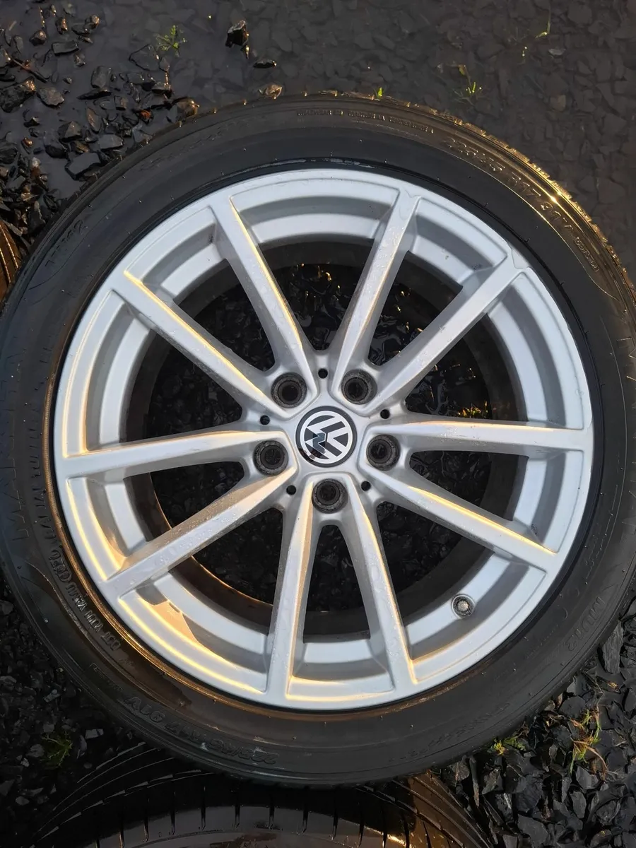 17" Vw Alloys with tyres - Image 3