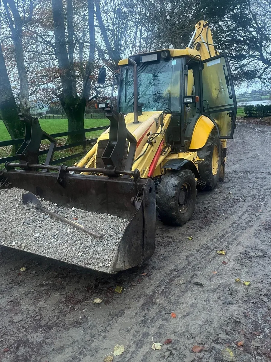 New Holland LB95 - Image 1